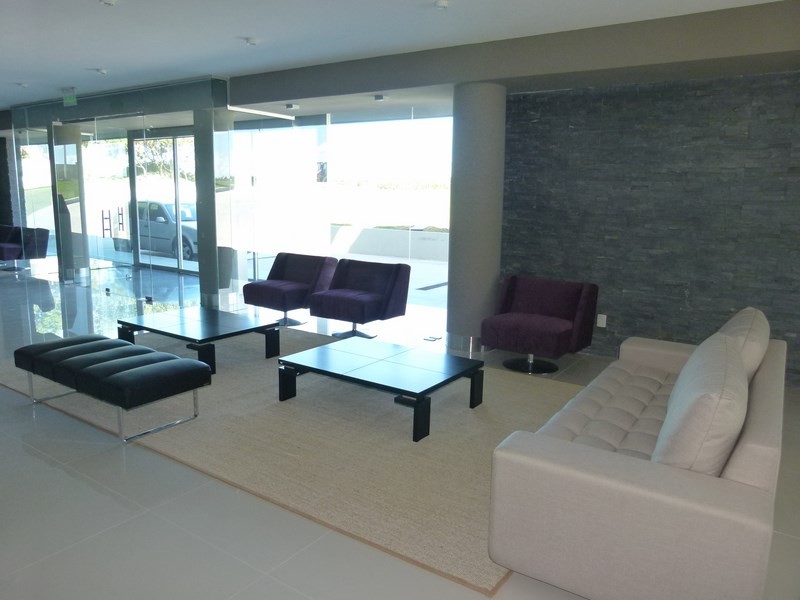 Penthouse en venta y alquiler frente a Playa Brava en Rincón del Indio 3 suites